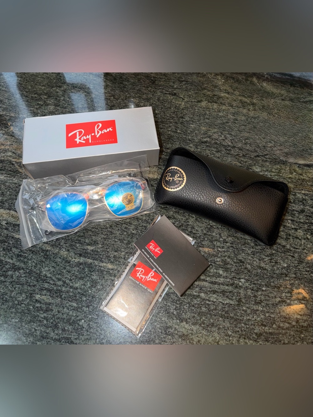 RAY-BAN Clubmaster blue mirror lense/tortoise frames NEW IN BOX